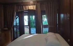 Shanum Homestay Pulau merah